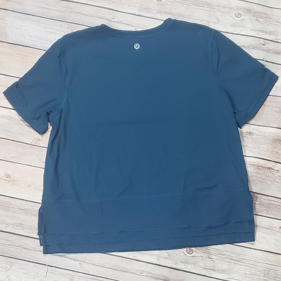 Lululemon Lace Hem Tee - Picture 3 of 9